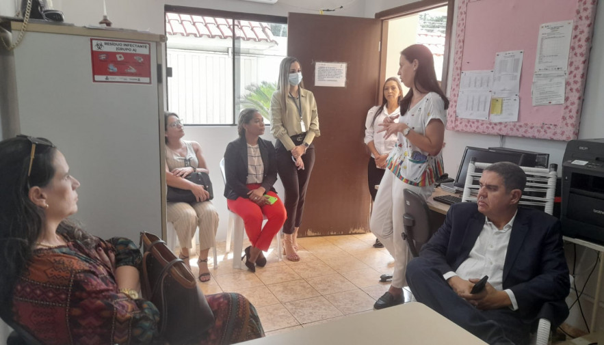 Equipe do Hospital Regional de Augustinópolis fazem visita técnica à Casa de Dona Regina e ao HMDR